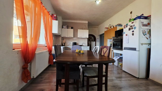 Eladó családi ház, Abában 55 M Ft, 3 szobás