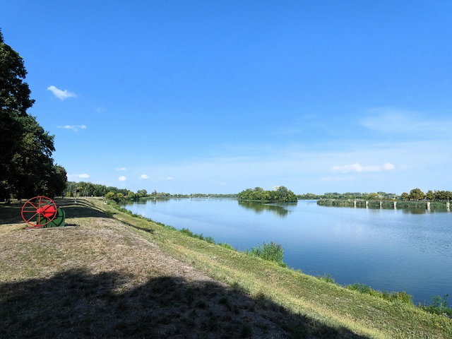 Eladó hotel, Kiskörén 140 M Ft, 12 szobás / költözzbe.hu