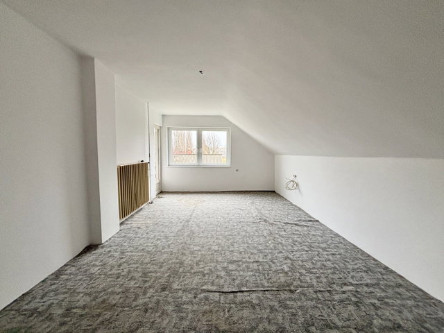 Eladó családi ház, Pápán 57 M Ft, 3 szobás
