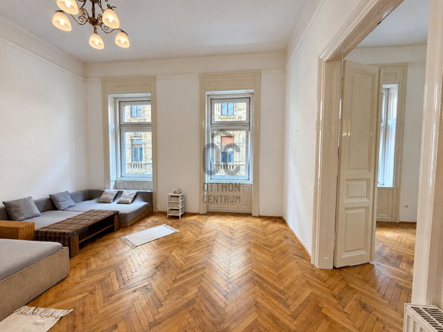 Eladó téglalakás, Budapesten, VI. kerületben 109.9 M Ft