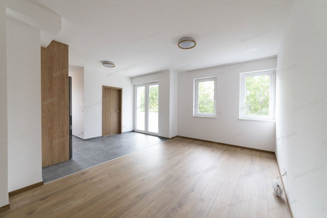 Kiadó téglalakás, albérlet, Kecskeméten 240 E Ft / hó