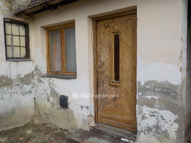 Eladó családi ház, Berzencén 11 M Ft, 4 szobás