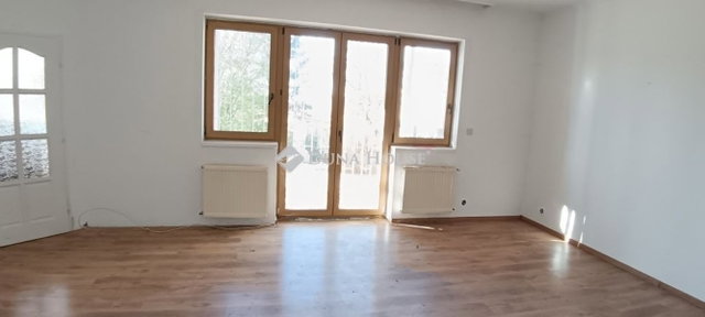 Eladó téglalakás, Budaörsön 99.9 M Ft, 2 szobás
