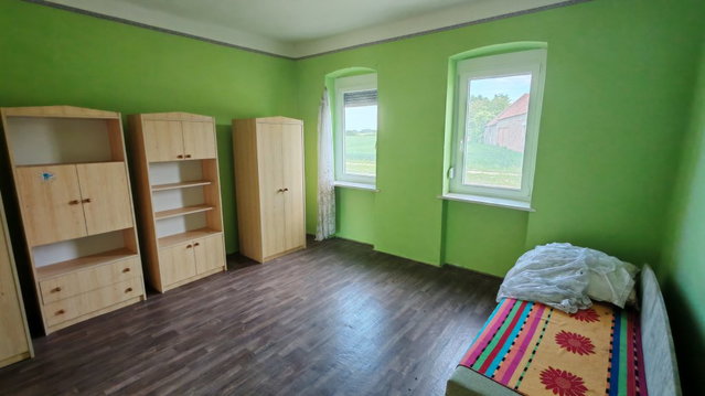 Eladó családi ház, Szentborbáson 8.99 M Ft, 2 szobás