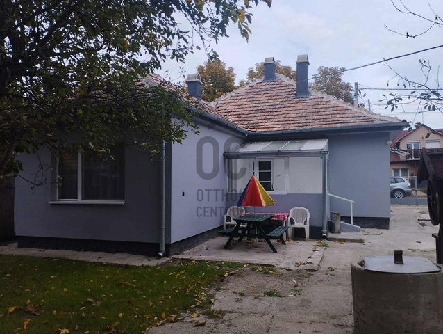 Eladó családi ház, Gödön 95 M Ft, 3 szobás