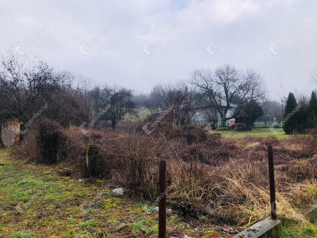 Eladó telek, Csörnyeföldön 1.2 M Ft / költözzbe.hu