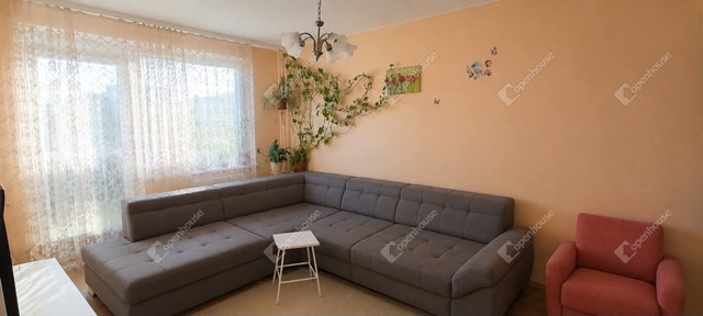 Eladó panellakás, Mosonmagyaróváron 42 M Ft, 2 szobás