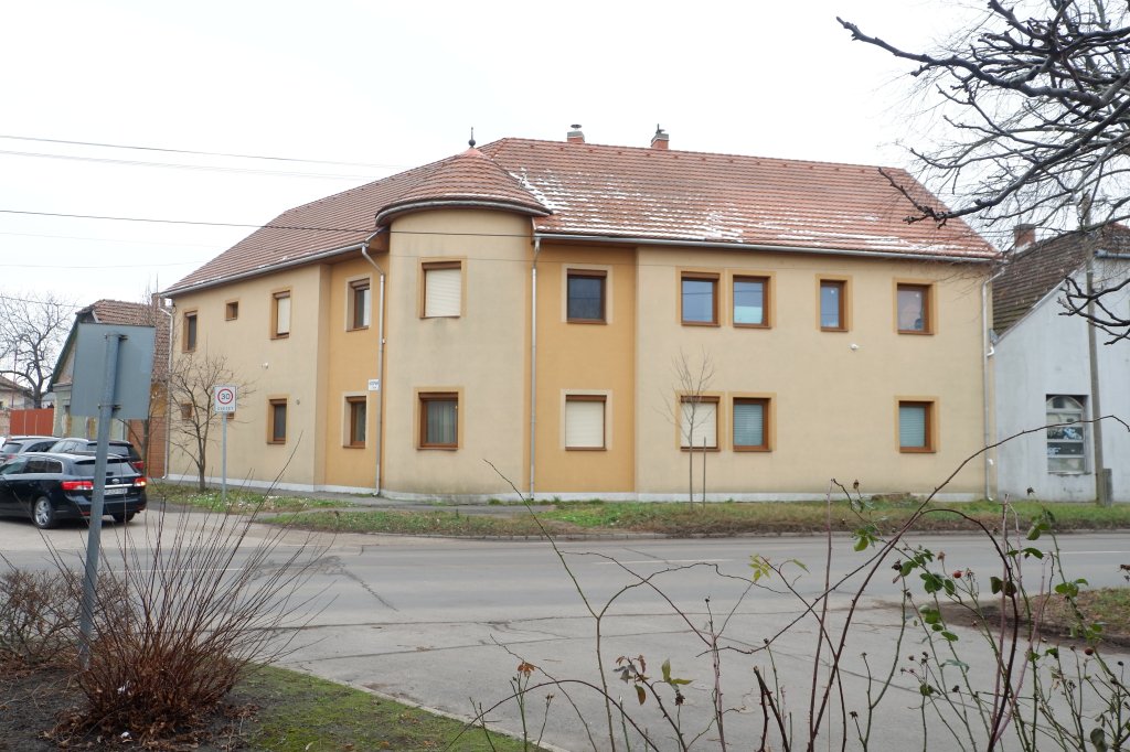Családi ház · 8 hálószoba · 650 m² · 400.000.000 Ft