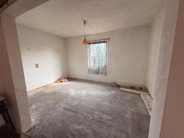 Eladó családi ház, Tiszasülyön 10.9 M Ft, 3 szobás