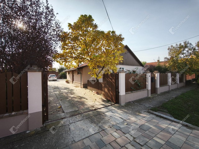 Eladó családi ház, Maroslelén 80 M Ft, 5 szobás