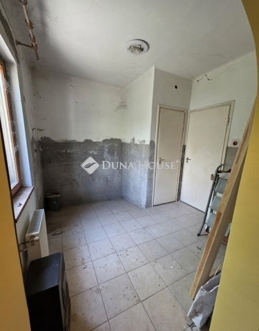 Eladó családi ház, Budapesten, XX. kerületben 74.9 M Ft