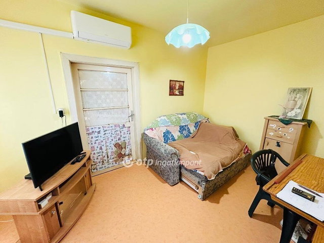 Eladó családi ház, Gávavencsellőn 9.9 M Ft, 2 szobás