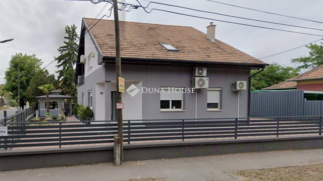 Eladó családi ház, Budapesten, XVIII. kerületben 220 M Ft