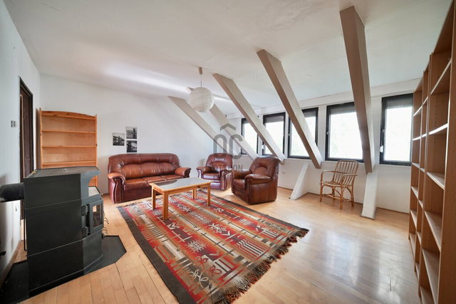 Eladó téglalakás, Budapesten, XI. kerületben 81.9 M Ft, 3 szobás