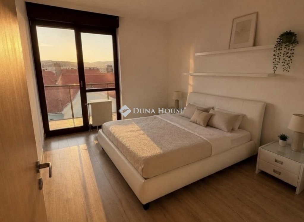 3 bed · 70m² · 549.000 ft
