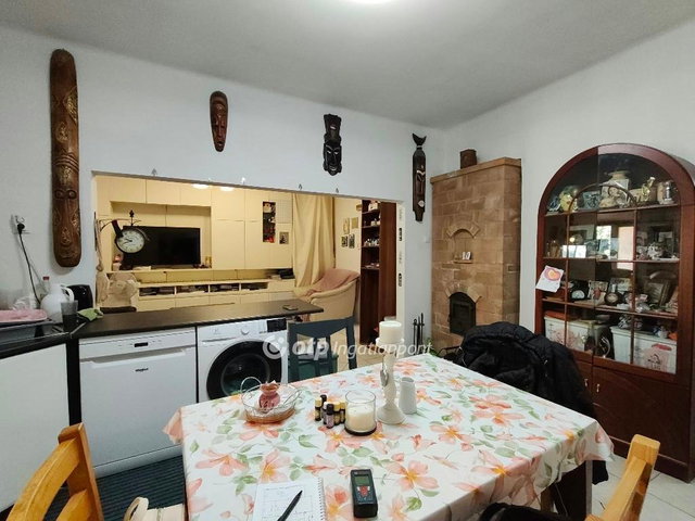 Eladó családi ház, Pakson 119 M Ft, 3 szobás