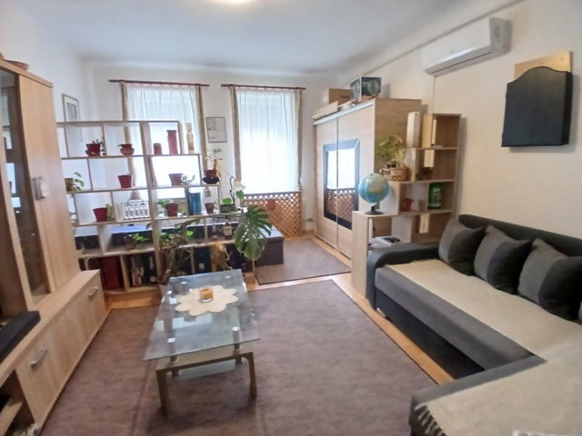 Eladó téglalakás, Debrecenben, Nyíl utcában 37.9 M Ft, 1 szobás