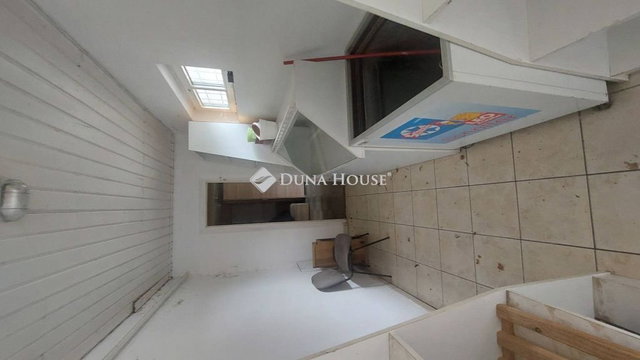 Eladó üzlethelyiség, Kecelen 12.49 M Ft / költözzbe.hu