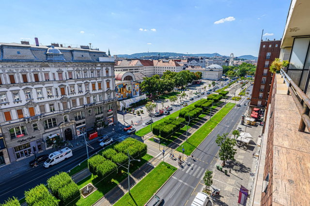 Eladó téglalakás, Budapesten, VII. kerületben 109 M Ft
