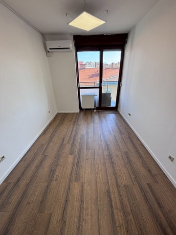 Kiadó téglalakás, albérlet, XIII. kerületben, Visegrádi utcában