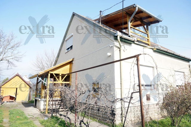 Eladó családi ház, Szegeden 112 M Ft, 5 szobás