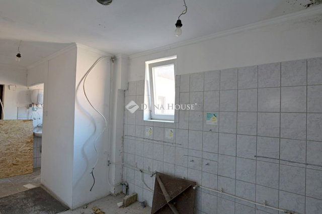Eladó családi ház, Kecskeméten 129.9 M Ft, 1 szobás