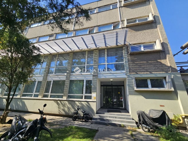 Kiadó téglalakás, albérlet, Győrött, Fehérvári úton
