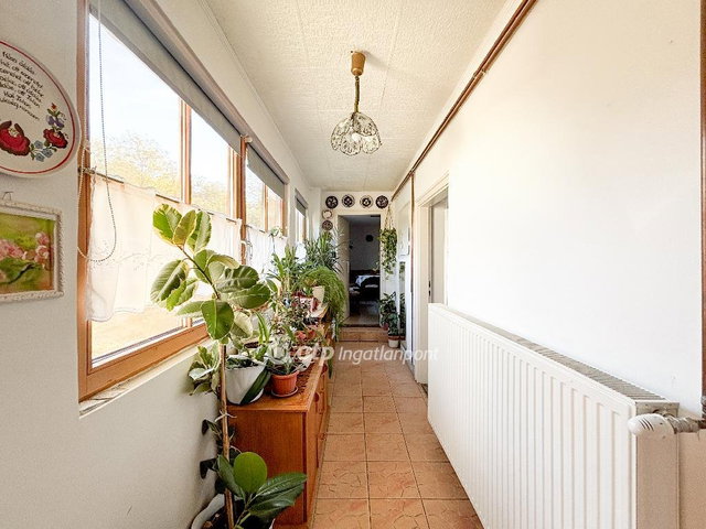 Eladó családi ház, Tengődön 29.99 M Ft, 4+1 szobás