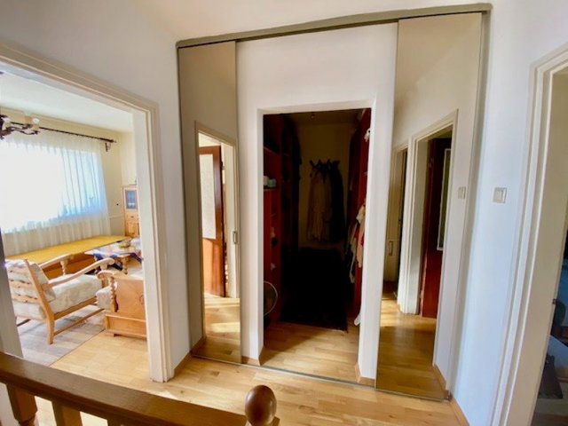 Eladó iroda, Pécsett 109 M Ft, 4 szobás / költözzbe.hu