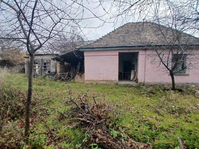 Eladó családi ház, Rédén 14.9 M Ft, 1 szobás