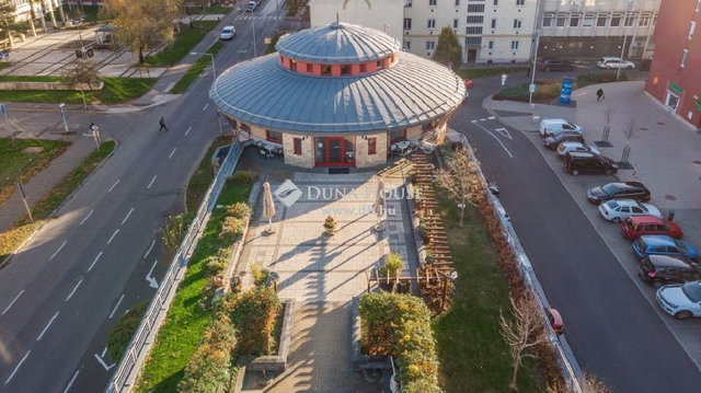 Eladó hotel, Zalaegerszegen 180 M Ft, 10 szobás