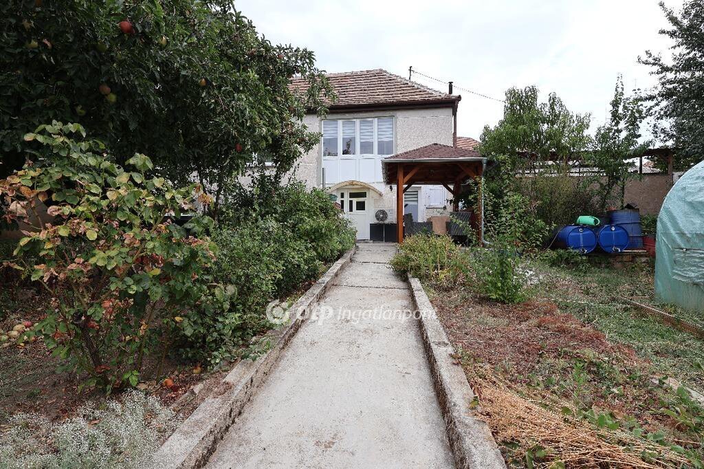 4 bed · 120m² · 69.400.000 ft