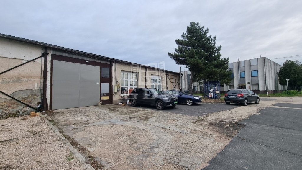 222m² · 290.000 ft