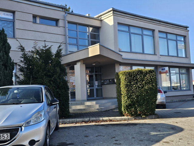 Eladó iroda, Veszprémben 330 M Ft / költözzbe.hu