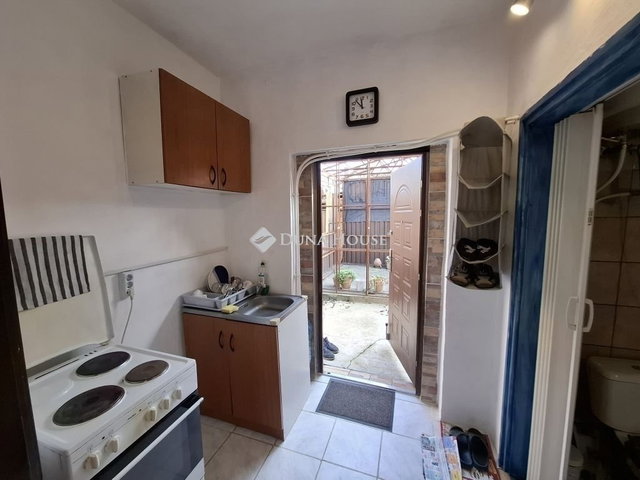 Eladó ikerház, Szegeden 39 M Ft, 1 szobás / költözzbe.hu