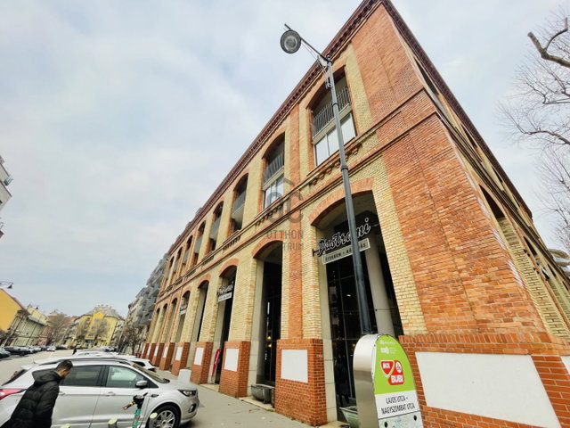 Eladó téglalakás, Budapesten, III. kerületben 95.9 M Ft