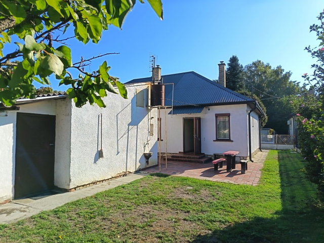 Eladó nyaraló, Balatonkeresztúron 59.9 M Ft, 3 szobás