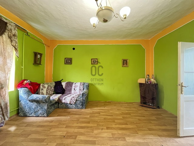 Eladó családi ház, Mezősason 10.5 M Ft, 4 szobás
