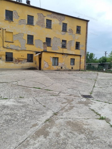 Eladó ipari ingatlan, Móron 110 M Ft / költözzbe.hu