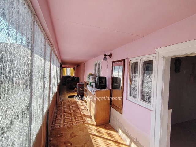 Eladó családi ház, Tiszaszentimrén 13.99 M Ft, 2 szobás