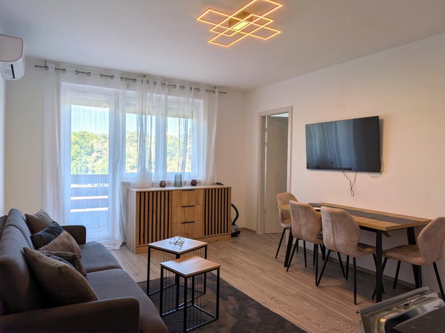 Kiadó téglalakás, albérlet, Debrecenben 350 E Ft / hó, 3 szobás