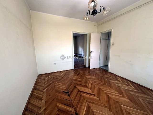 Eladó téglalakás, Nyíregyházán, Városmajor utcában 52 M Ft