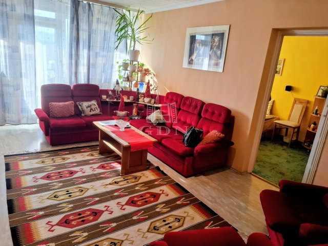 Eladó panellakás, Budapesten, VIII. kerületben 82 M Ft, 3 szobás
