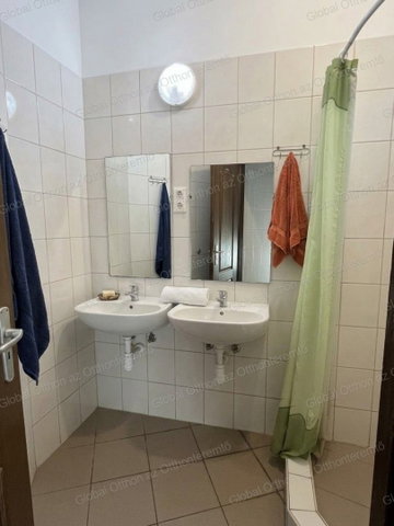 Kiadó téglalakás, albérlet, Mosonmagyaróváron 250 E Ft / hó