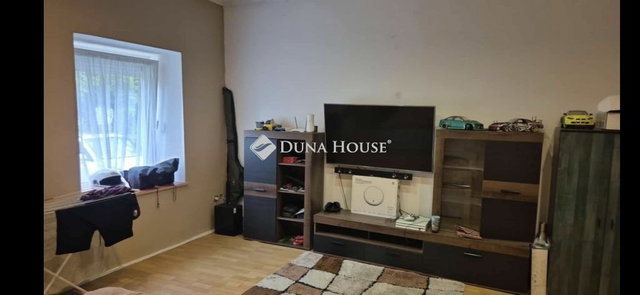 Eladó családi ház, Szegeden, Negyvennyolcas utcában 36 M Ft