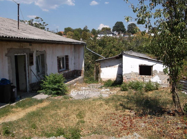 Eladó családi ház, Gyöngyöstarjánon 4.2 M Ft, 2 szobás