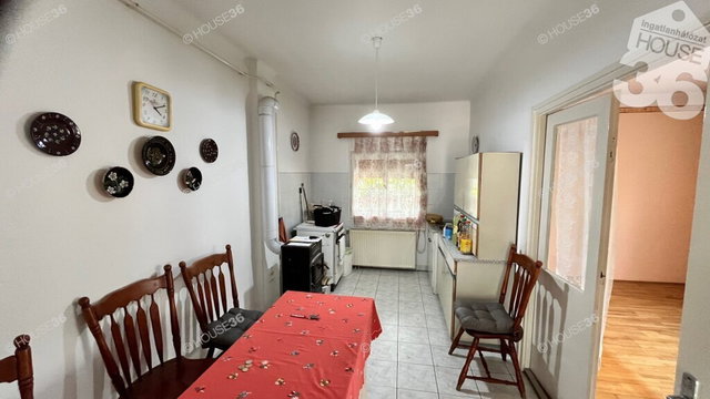 Eladó családi ház, Kecskeméten 65 M Ft, 2 szobás