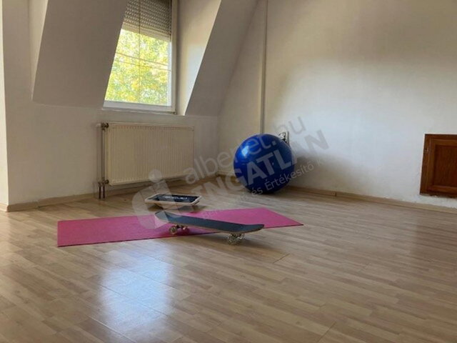 Kiadó családi ház, albérlet, XIV. kerületben, Dorozsmai utcában