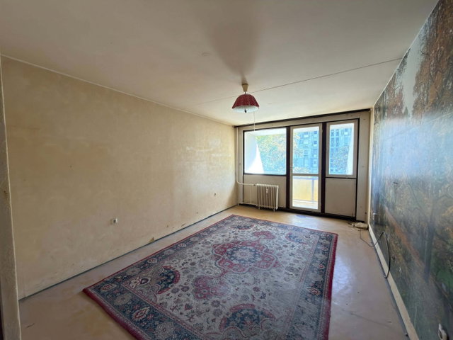 Eladó panellakás, Komlón, Nagyszántó utcában 19.9 M Ft