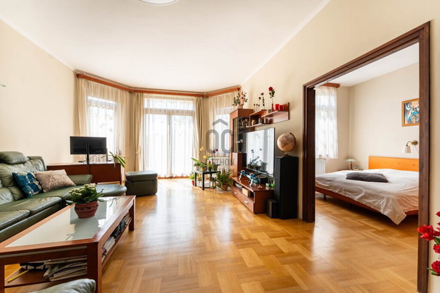 Eladó téglalakás, Budapesten, XI. kerületben 174 M Ft, 4 szobás